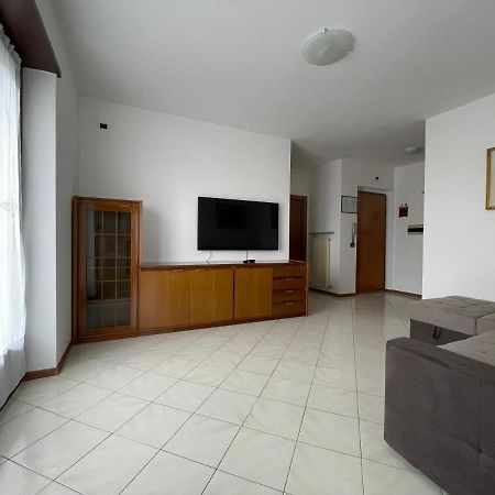Appartamento Tranquillo Con Vista Montagna 아르코 외부 사진